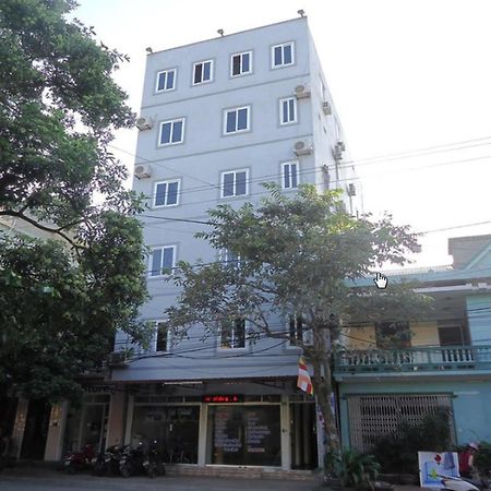 Anh Linh 1 Hotel Dong Hoi Esterno foto