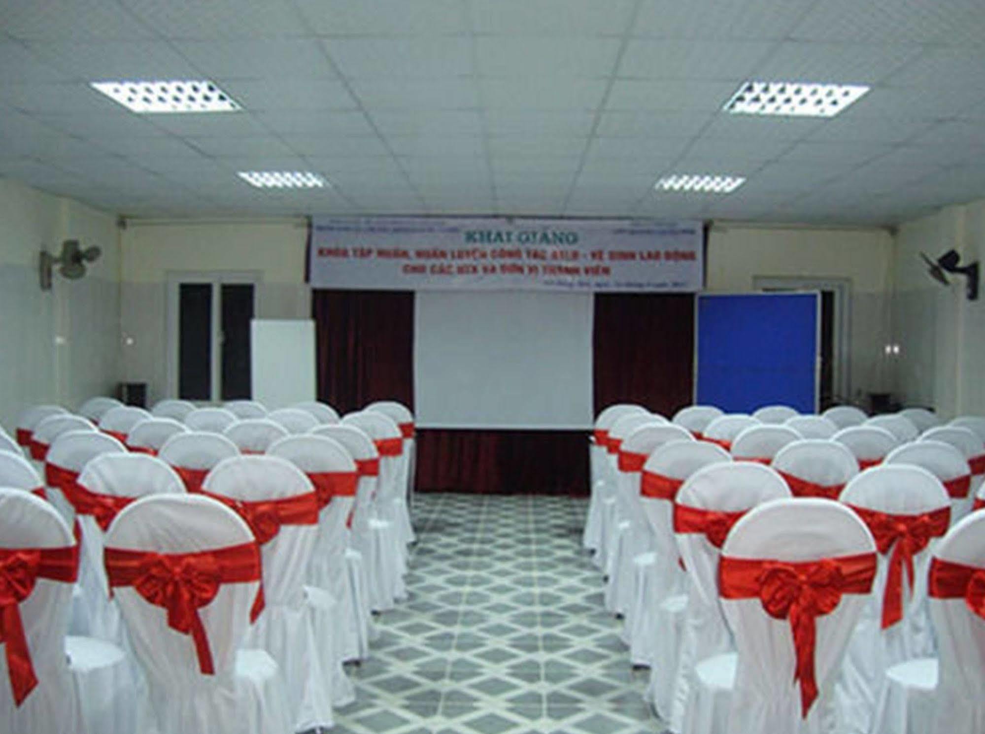 Anh Linh 1 Hotel Dong Hoi Esterno foto