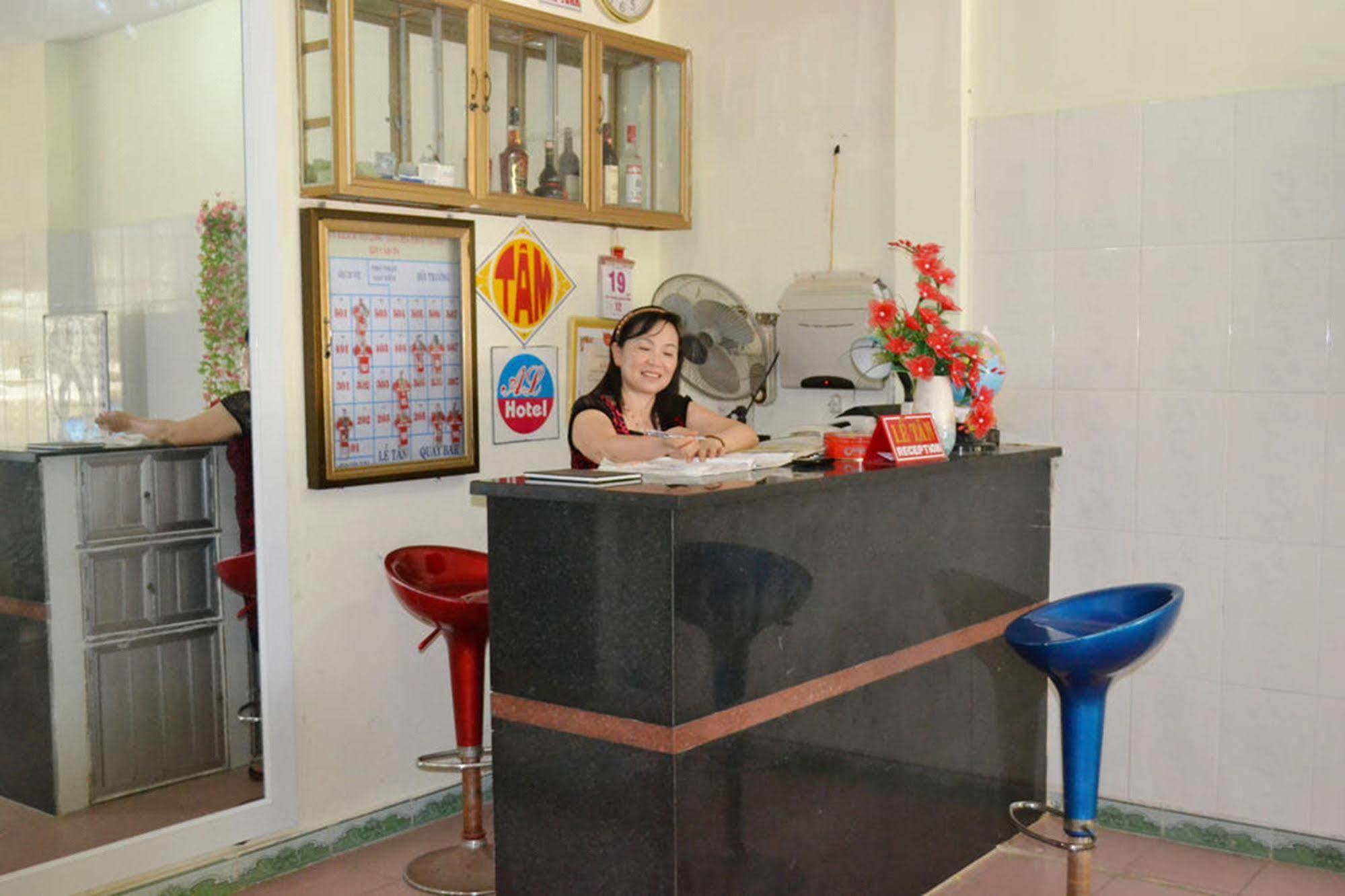 Anh Linh 1 Hotel Dong Hoi Esterno foto