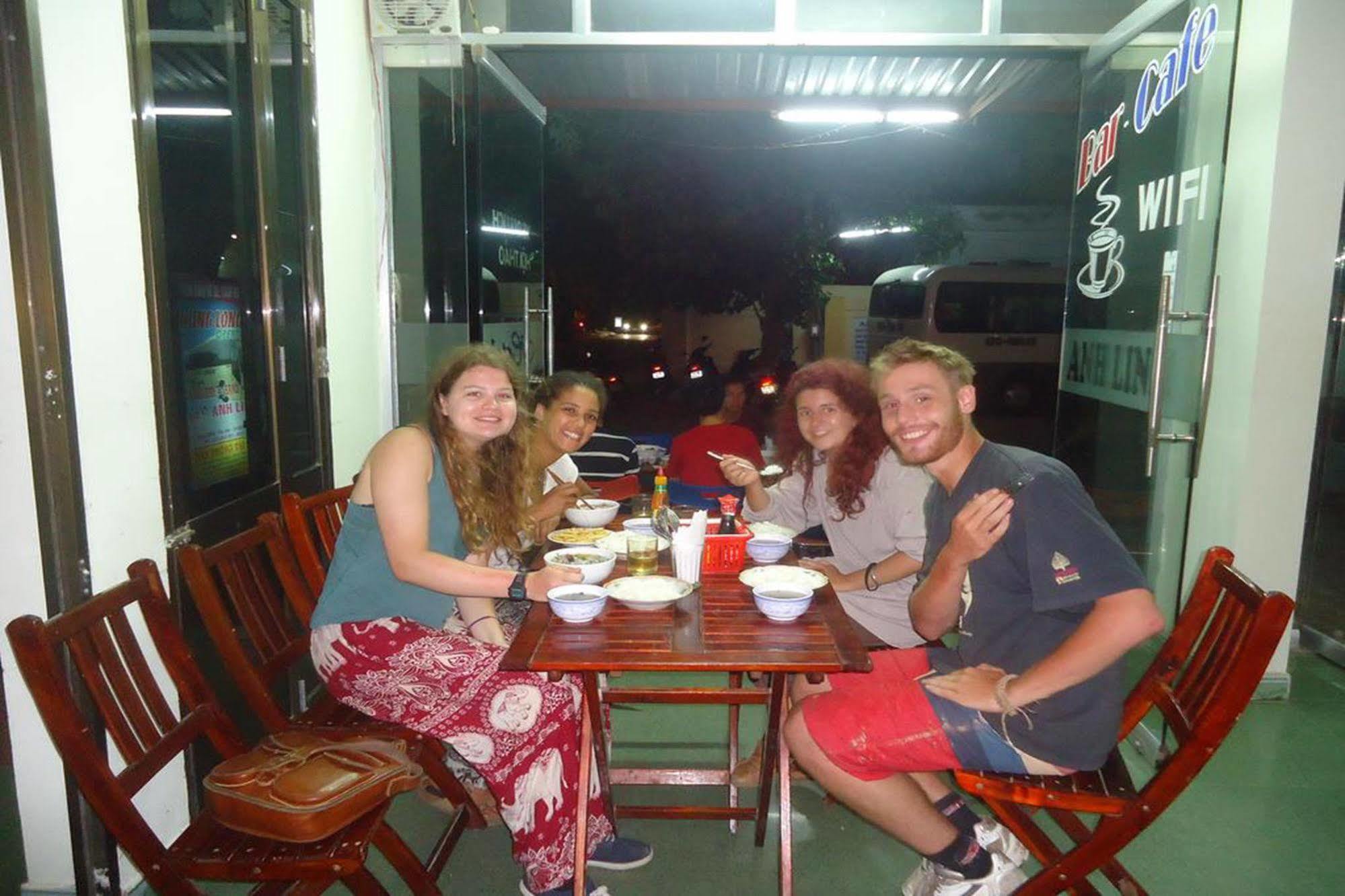 Anh Linh 1 Hotel Dong Hoi Esterno foto