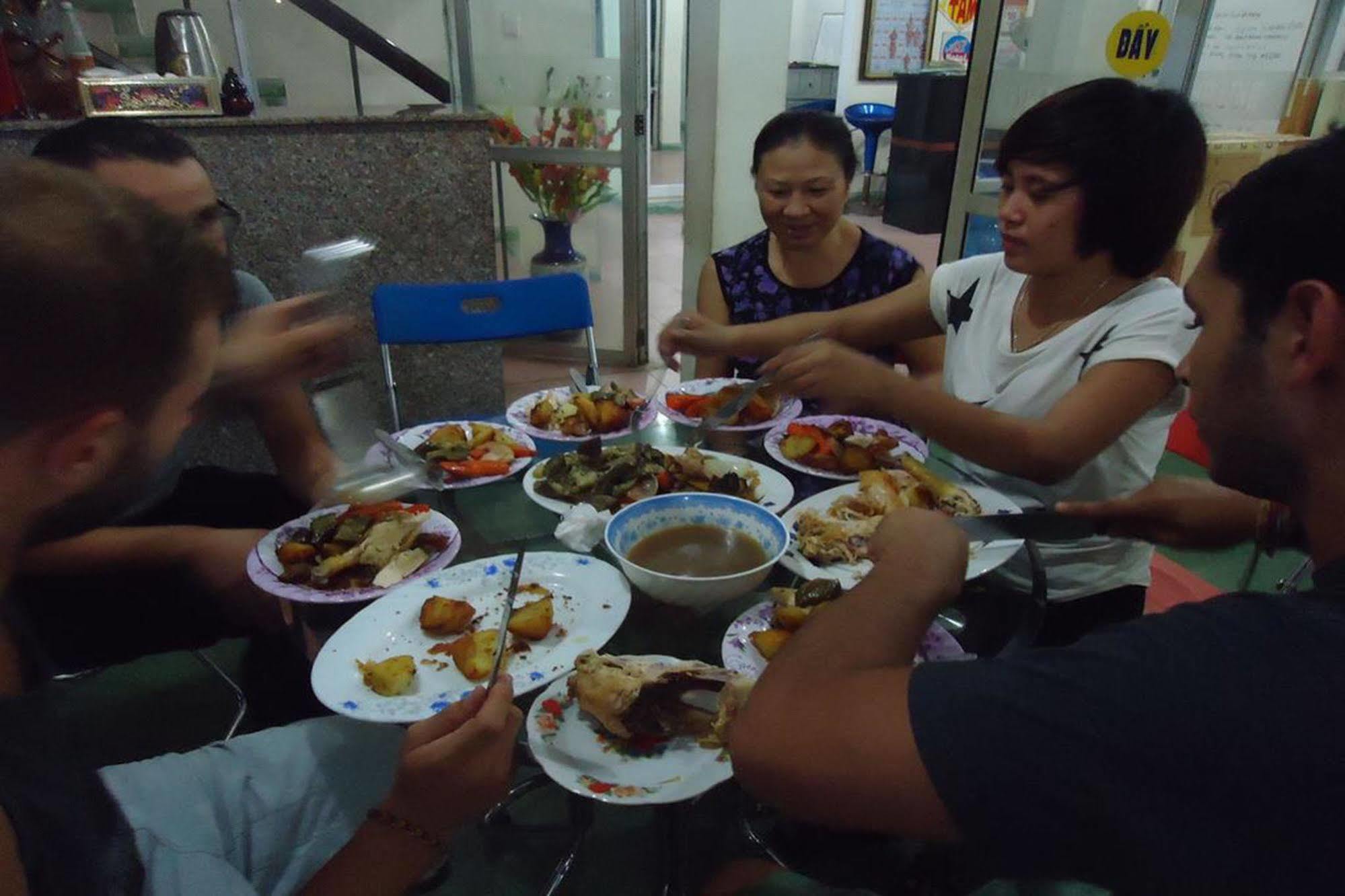 Anh Linh 1 Hotel Dong Hoi Esterno foto
