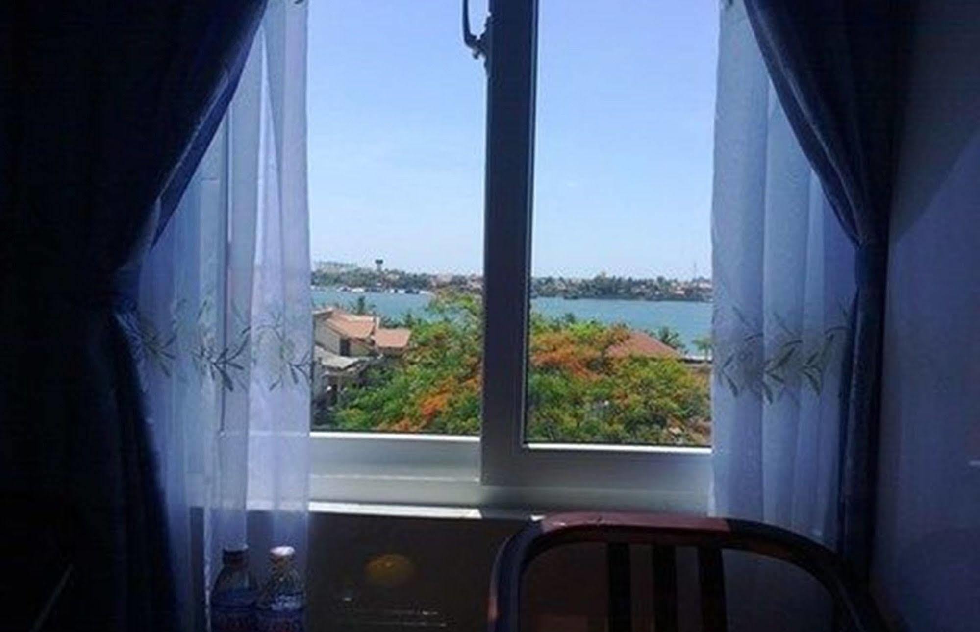 Anh Linh 1 Hotel Dong Hoi Esterno foto